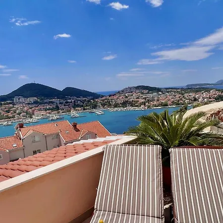 Apartment Lana - Two Bedroom With Terrace And Sea View *