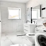 Διαμέρισμα Lana - Two Bedroom With Terrace And Sea View *