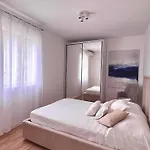 Διαμέρισμα Lana - Two Bedroom With Terrace And Sea View Ντουμπρόβνικ