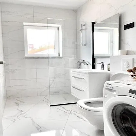 아파트 Lana - Two Bedroom With Terrace And Sea View *