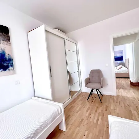 Lana - Two Bedroom With Terrace And Sea View Apartment Dubrovnik
