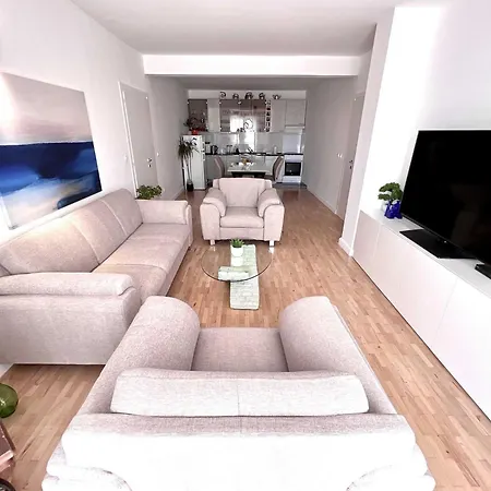 아파트 Lana - Two Bedroom With Terrace And Sea View