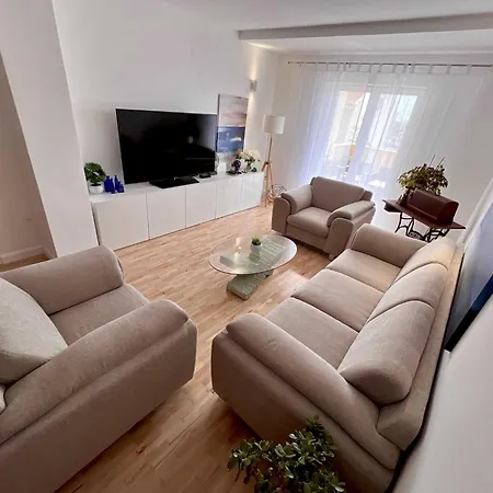 아파트 Lana - Two Bedroom With Terrace And Sea View