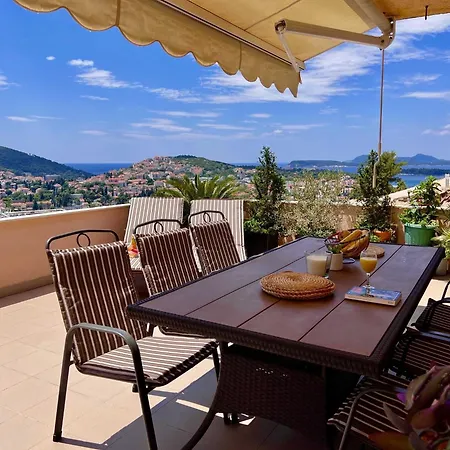 شقة Lana - Two Bedroom With Terrace And Sea View دوبروفينك