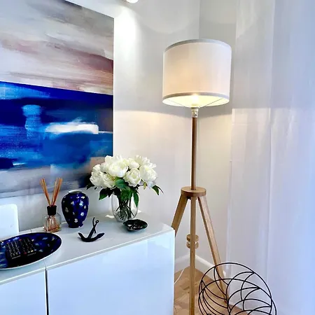 Lana - Two Bedroom With Terrace And Sea View * דוברובניק