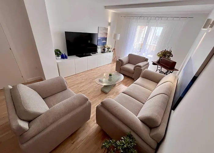Апартаменты Lana - Two Bedroom With Terrace And Sea View